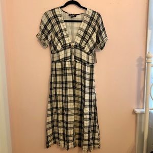 Lulu’s Plaid Dress NWT